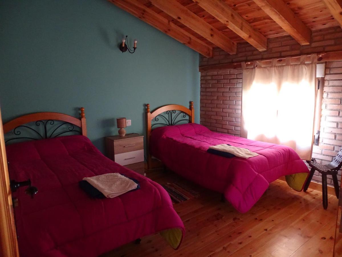 Hostal Camino Del Cid Huerta Del Rey Екстериор снимка